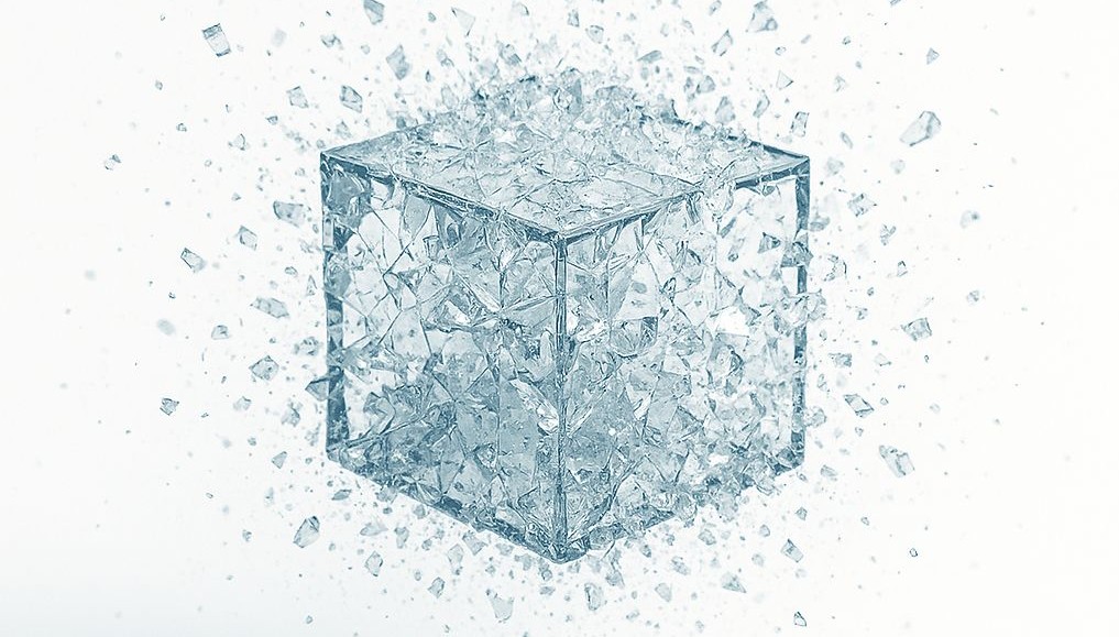 Universal Fragmentation Law Research - Statistical Physics Analysis of Material Failure Patterns